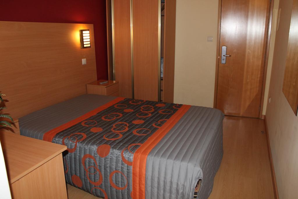 Guest House Estrela Porto Zimmer foto
